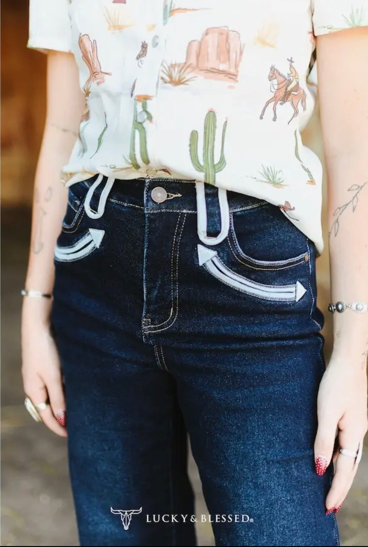 The Western Two-Tone Stitch Flare Jeans – Dark Wash