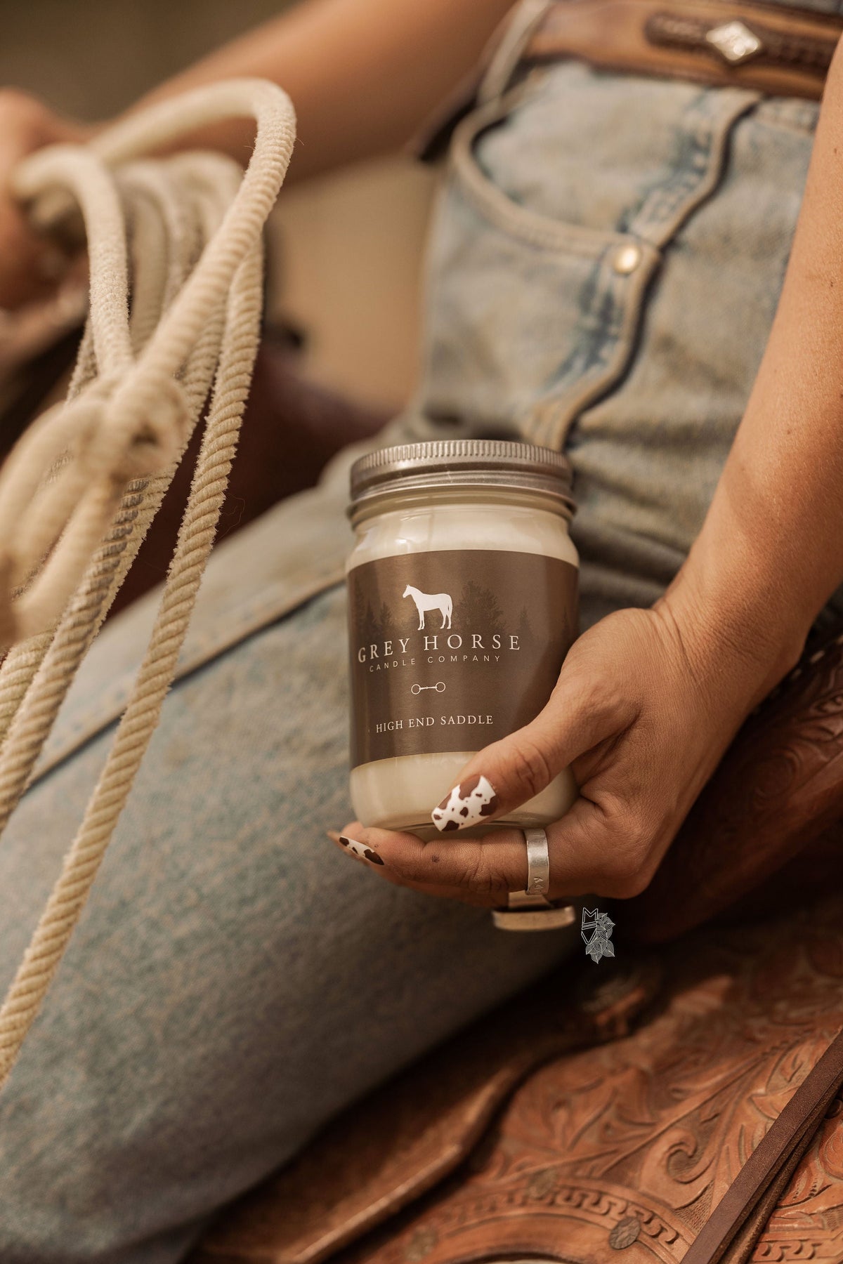 The High End Saddle Candle