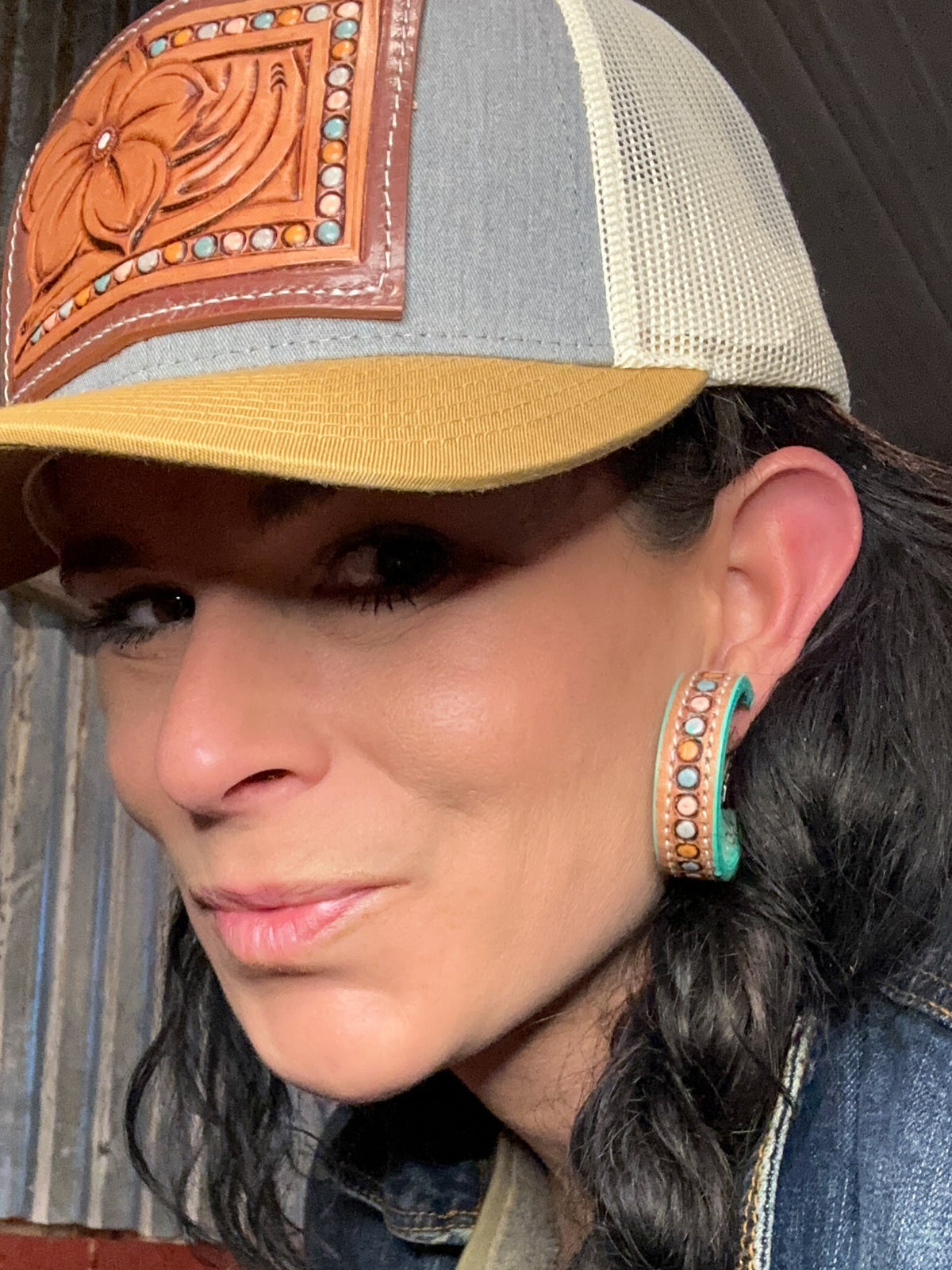 The Dot Vera Hoop Earrings - Medium