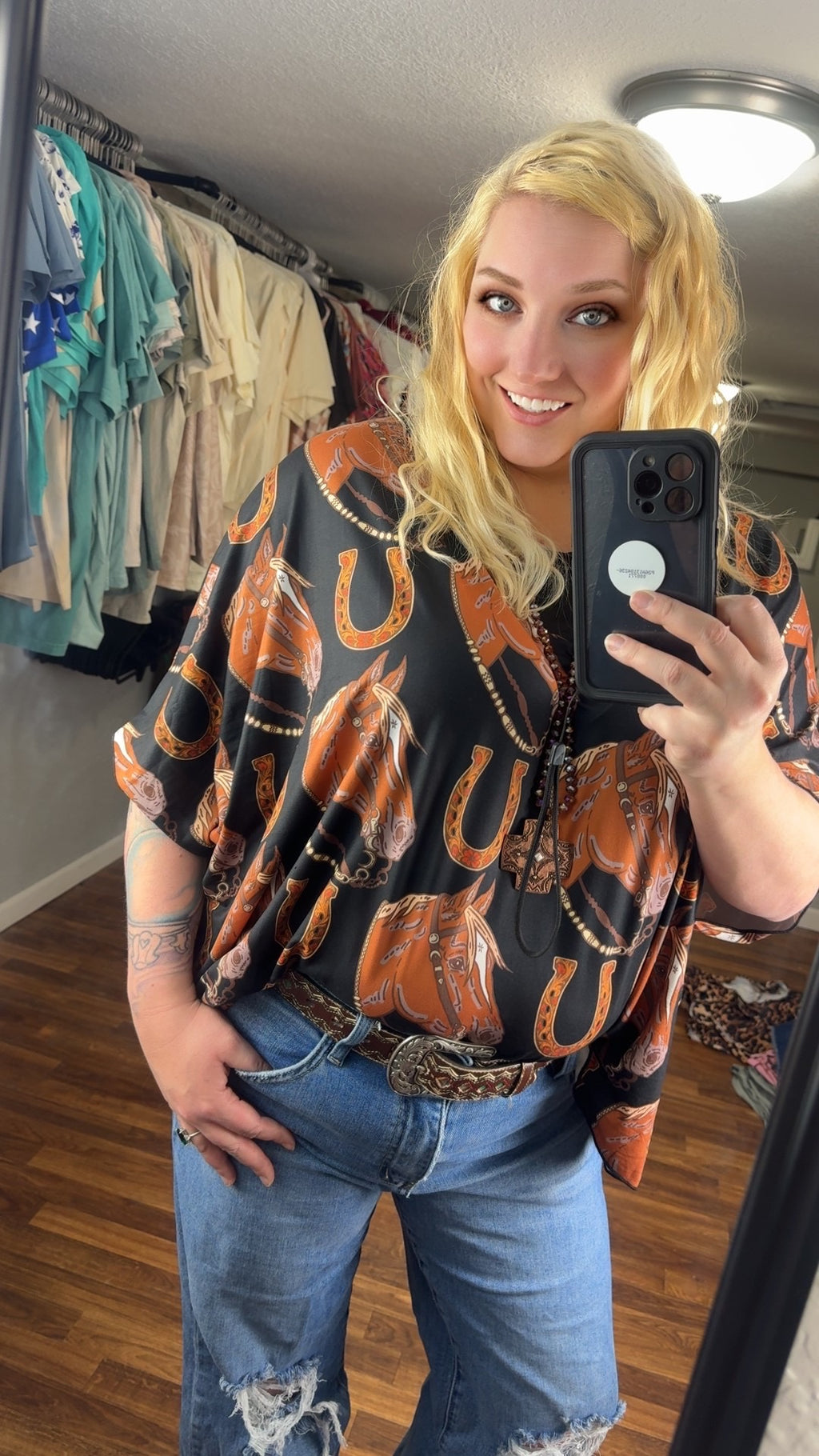 The Lucky Horse Shoe Top