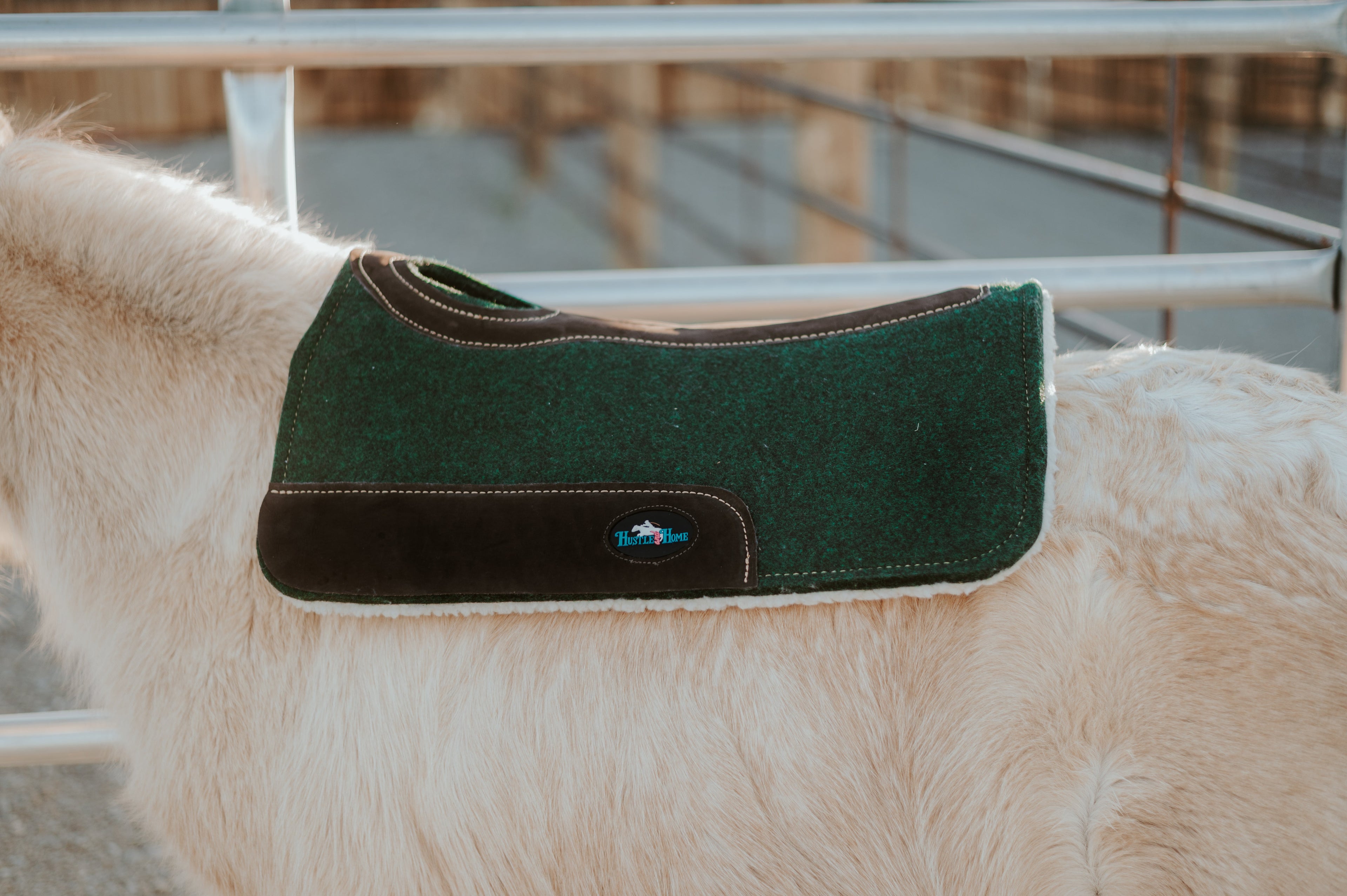 Hustle and Home Forrest Green Luxe Pony Contoured Felt Top/Fleece Lined Saddle Pad