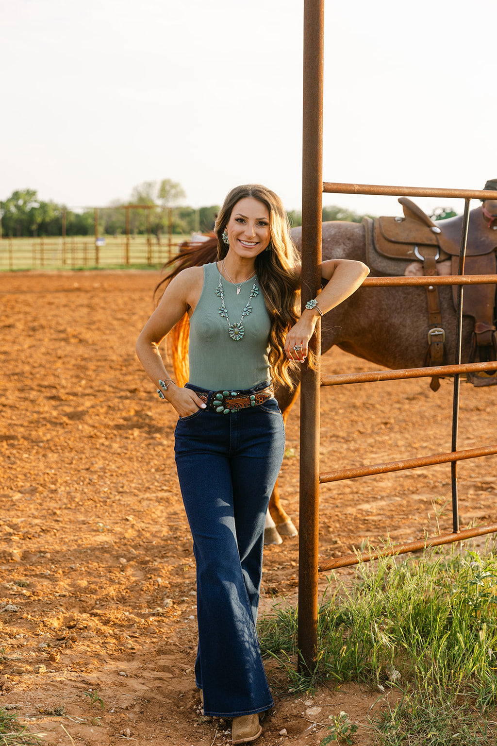 Wrangler | Wanderer 622 Dark Wash Flares
