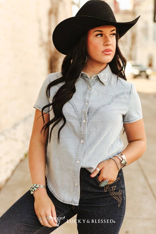 The Jolie Sunfaded Pearl Snap Top