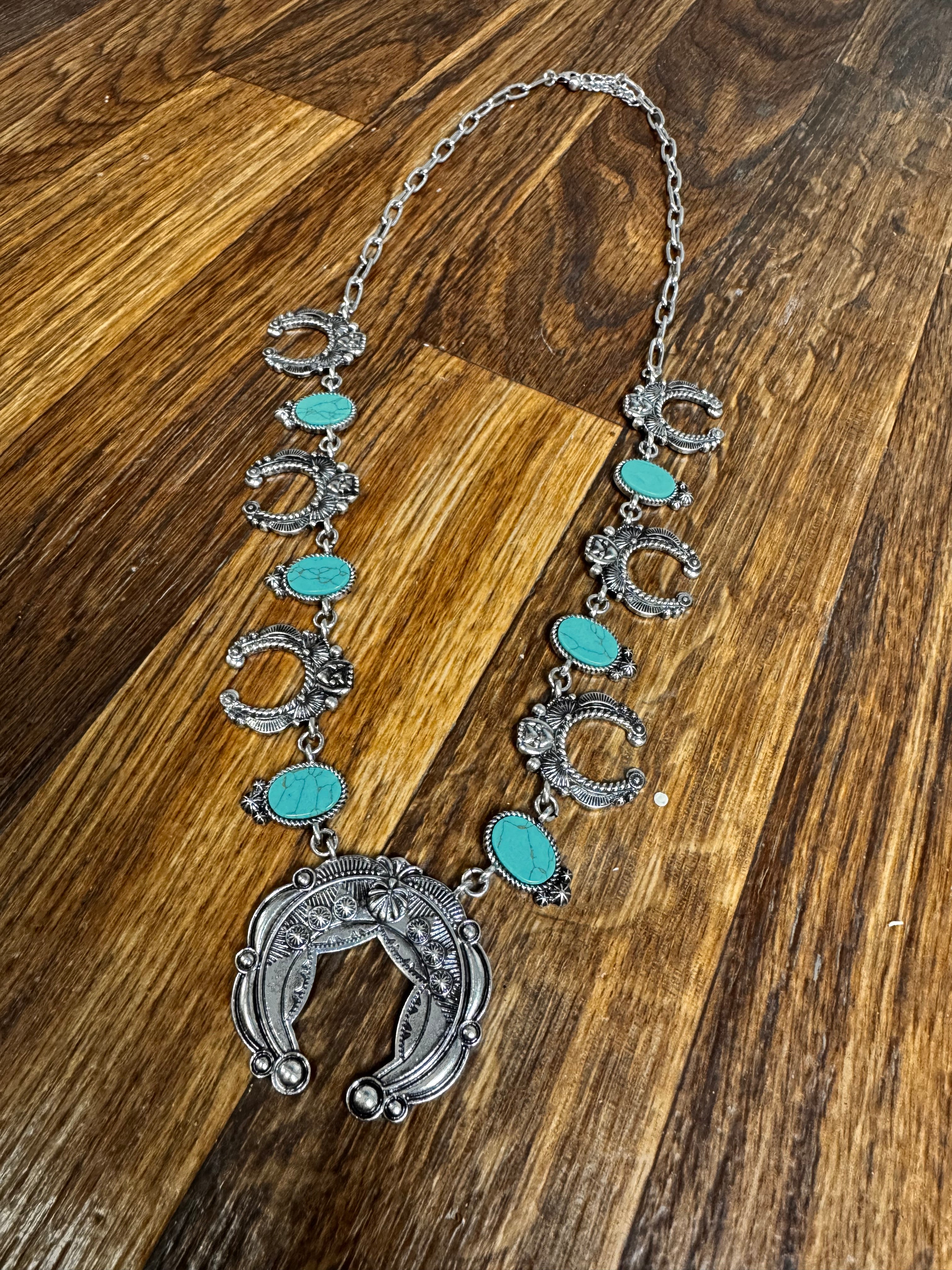 The Wanda Necklace