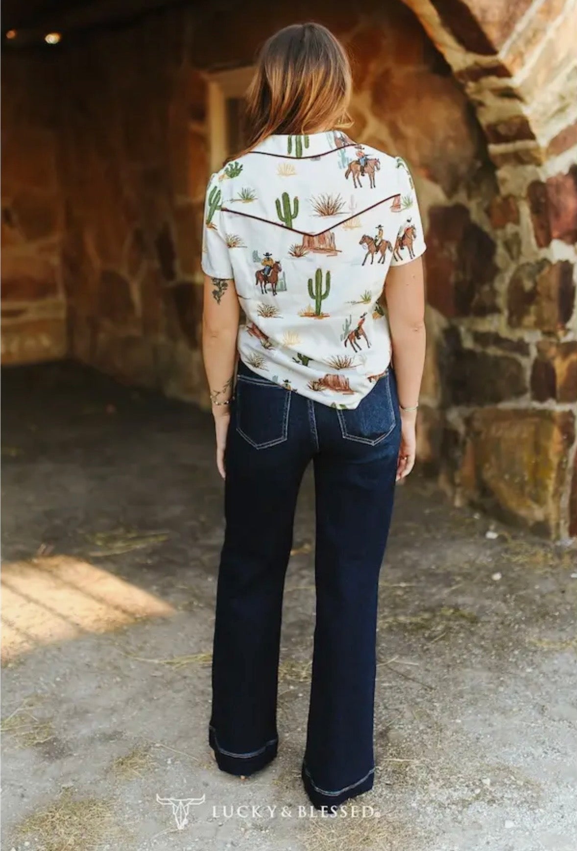 The Western Two-Tone Stitch Flare Jeans – Dark Wash