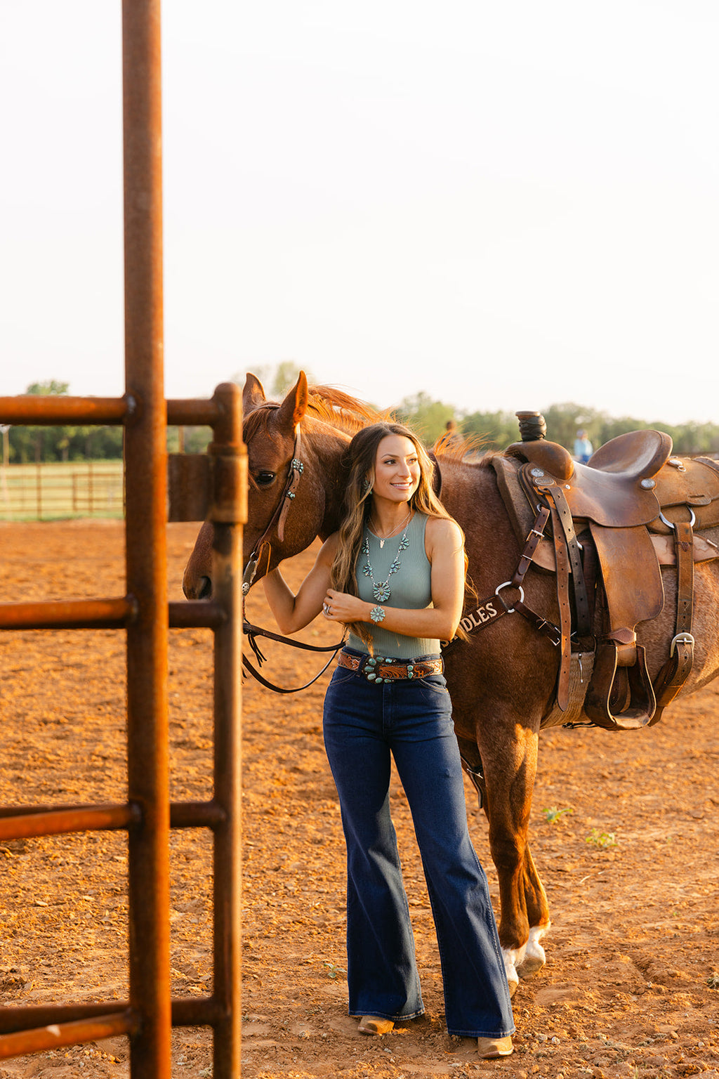 Wrangler | Wanderer 622 Dark Wash Flares
