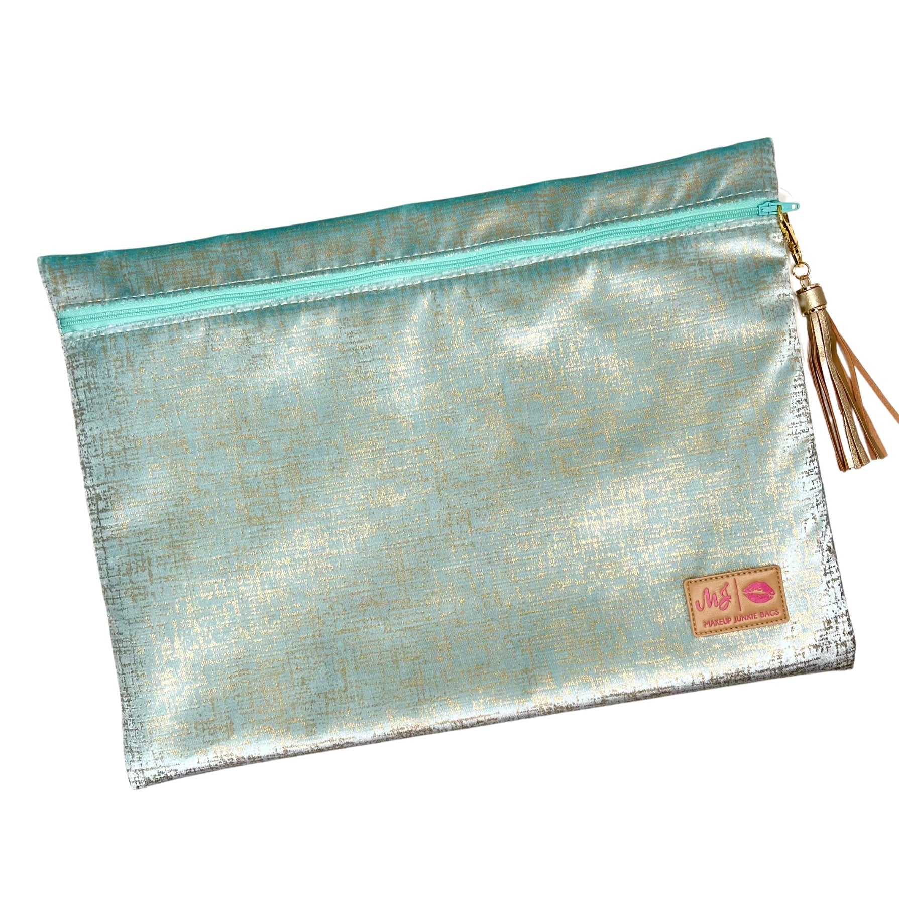 Makeup Junkie | Flat Lay Spill Resistant Bag : Seabreeze Luxe