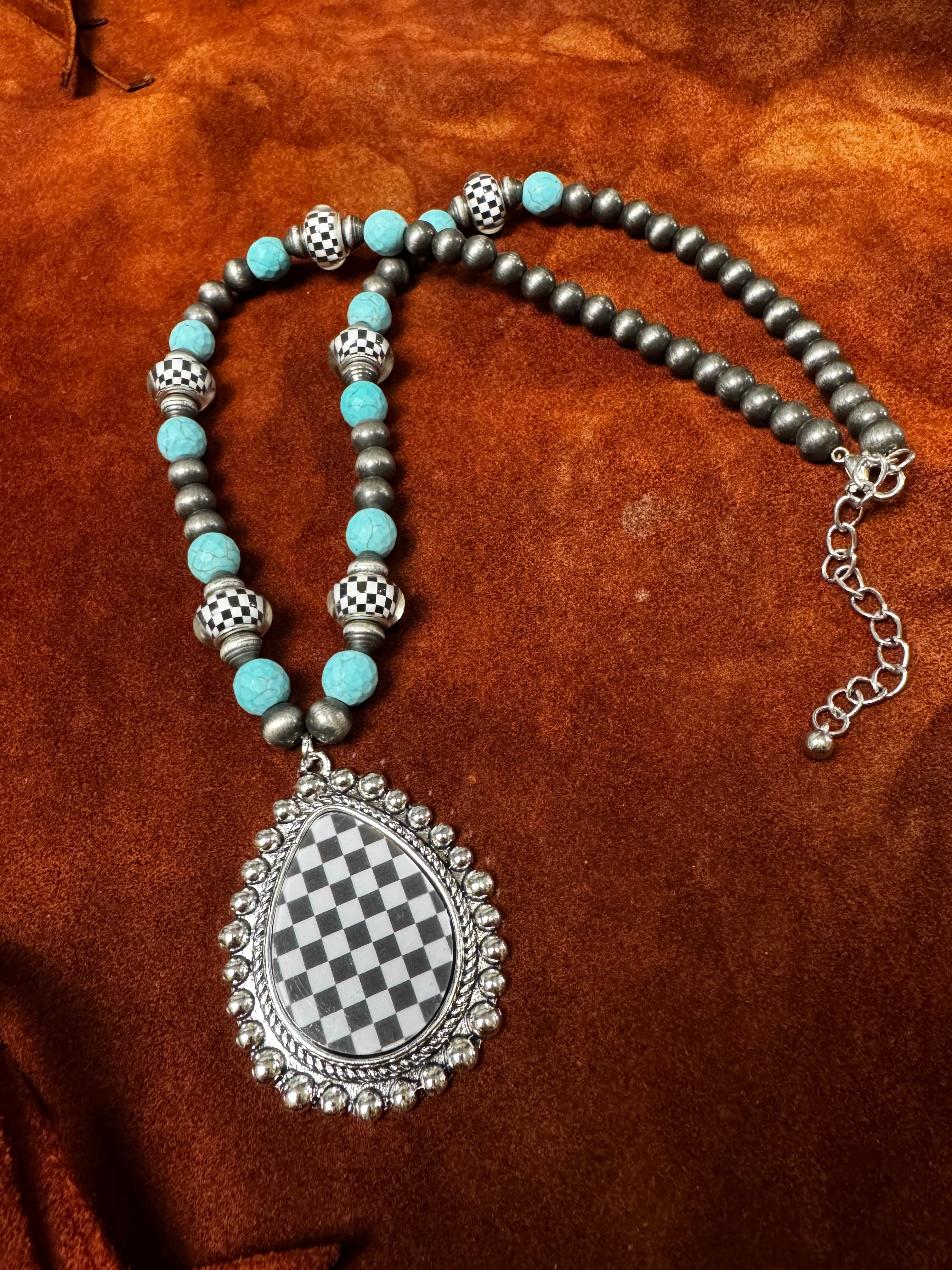 The Y’allternative Necklace