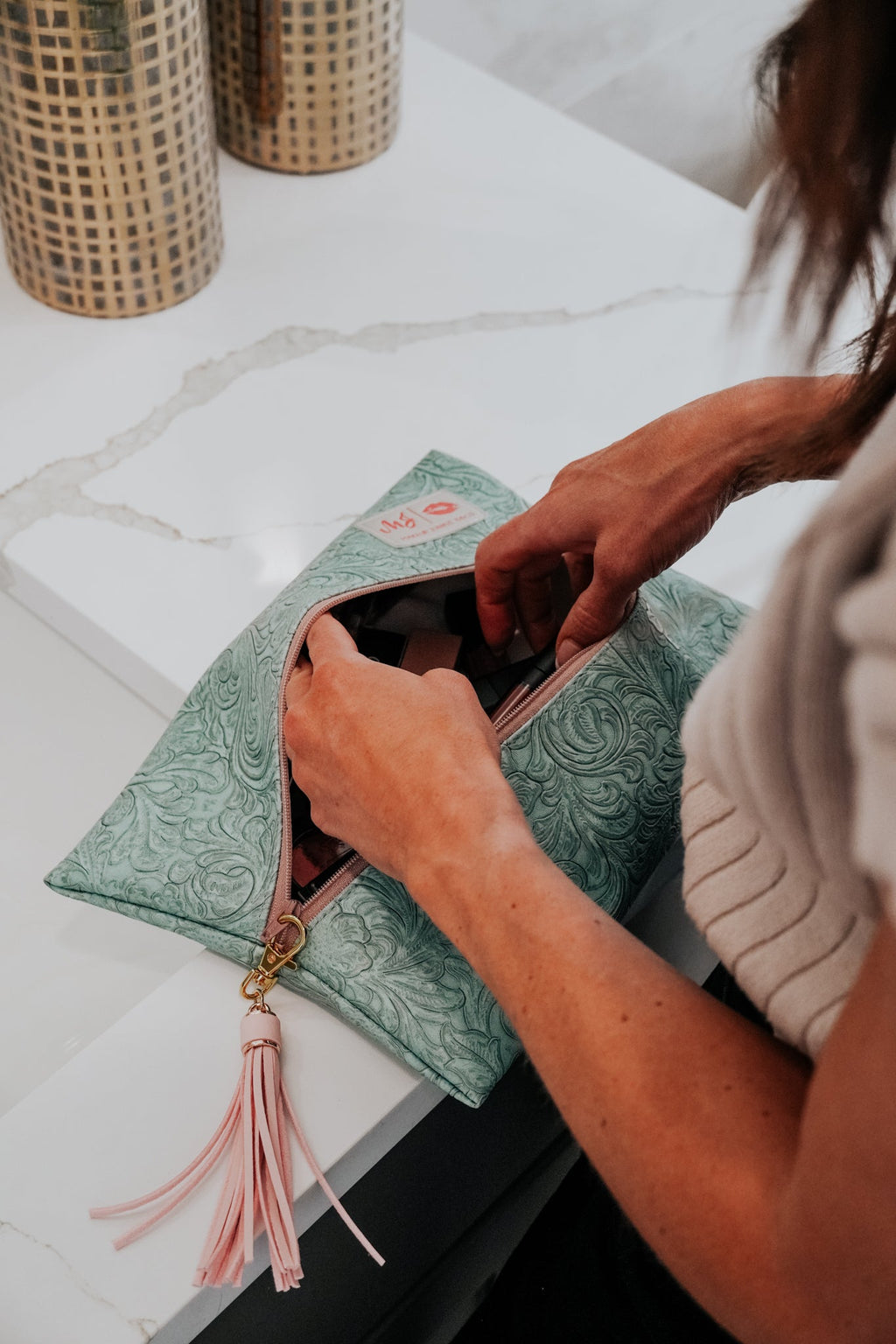 Makeup Junkie | Flat Lay Spill Resistant Bag : Southern Belle