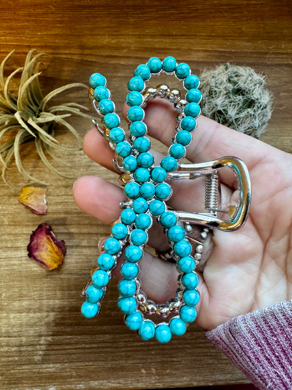 Turquoise Magnesite Bead Hair Clip