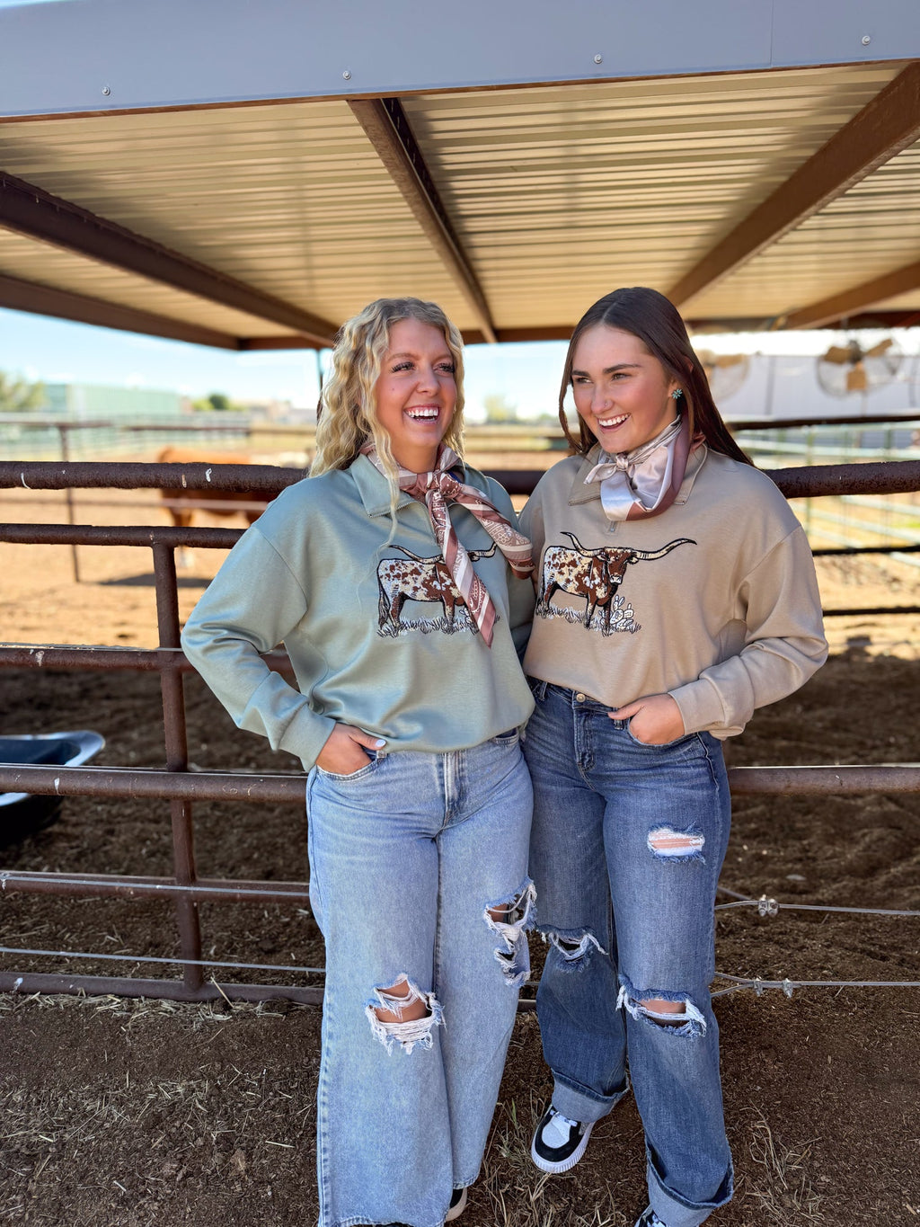 The Lomita Longhorn Pullover - Tan