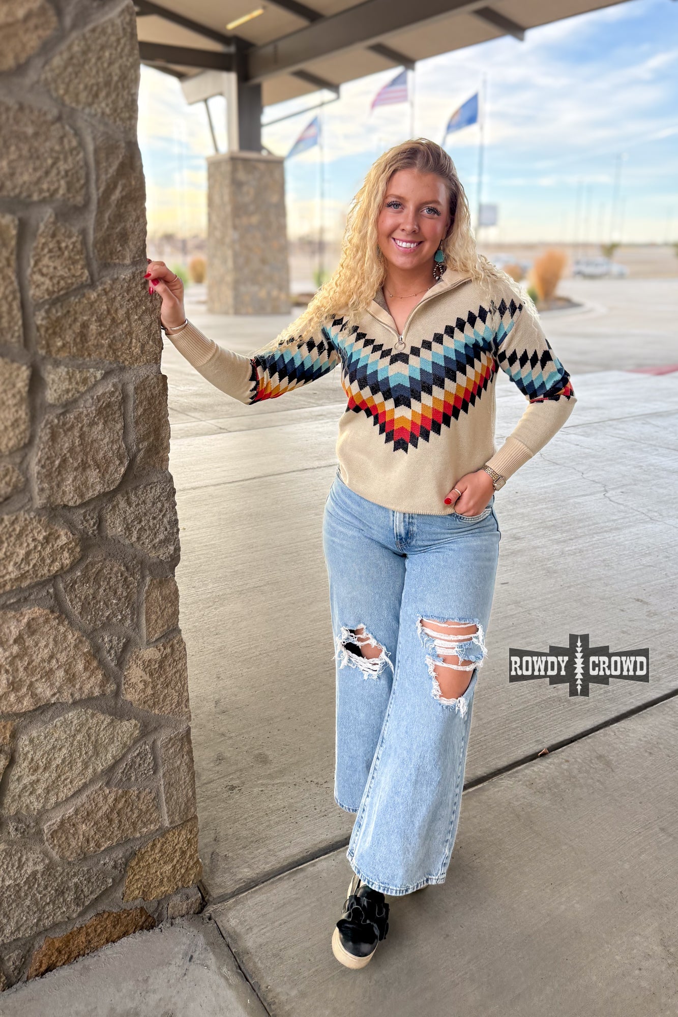 The Quade Pullover