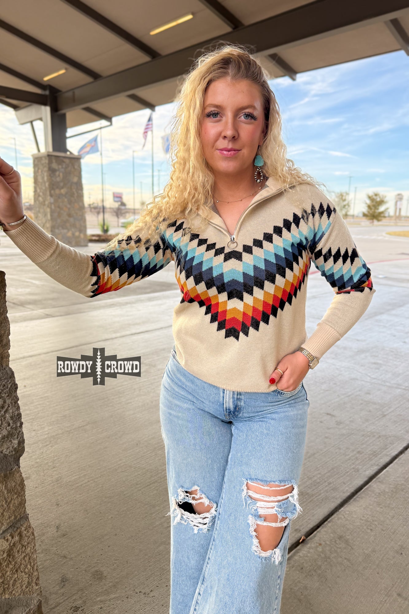 The Quade Pullover
