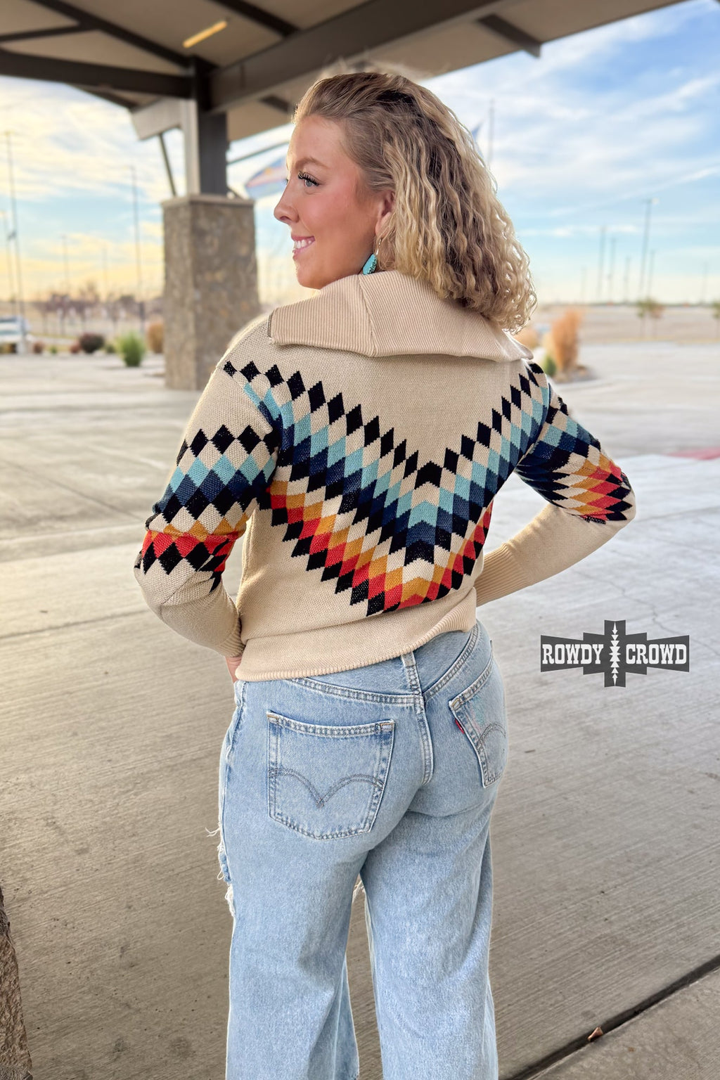 The Quade Pullover