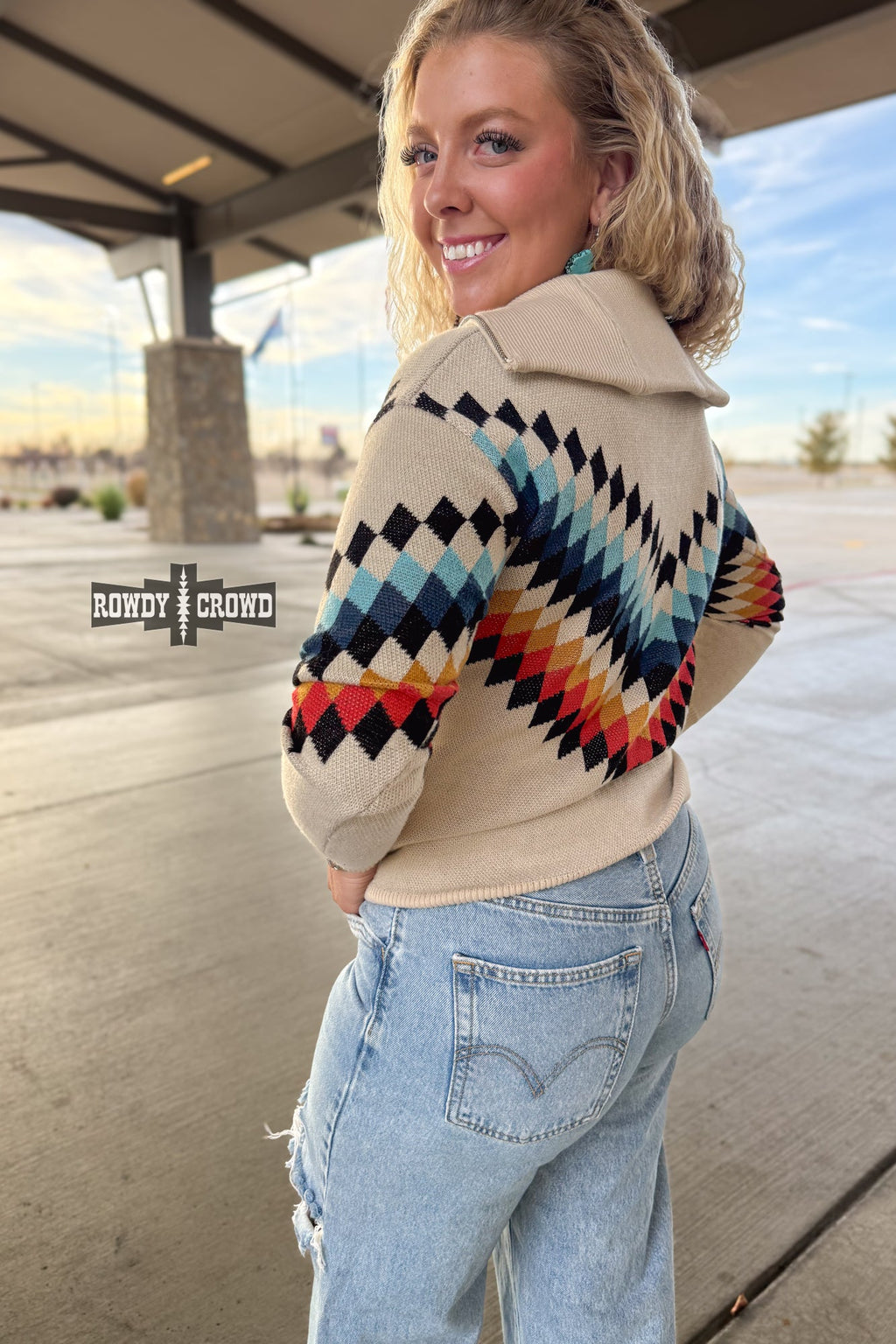 The Quade Pullover