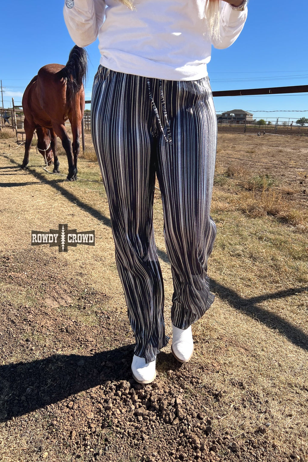 The Ruffled Cup Pants
