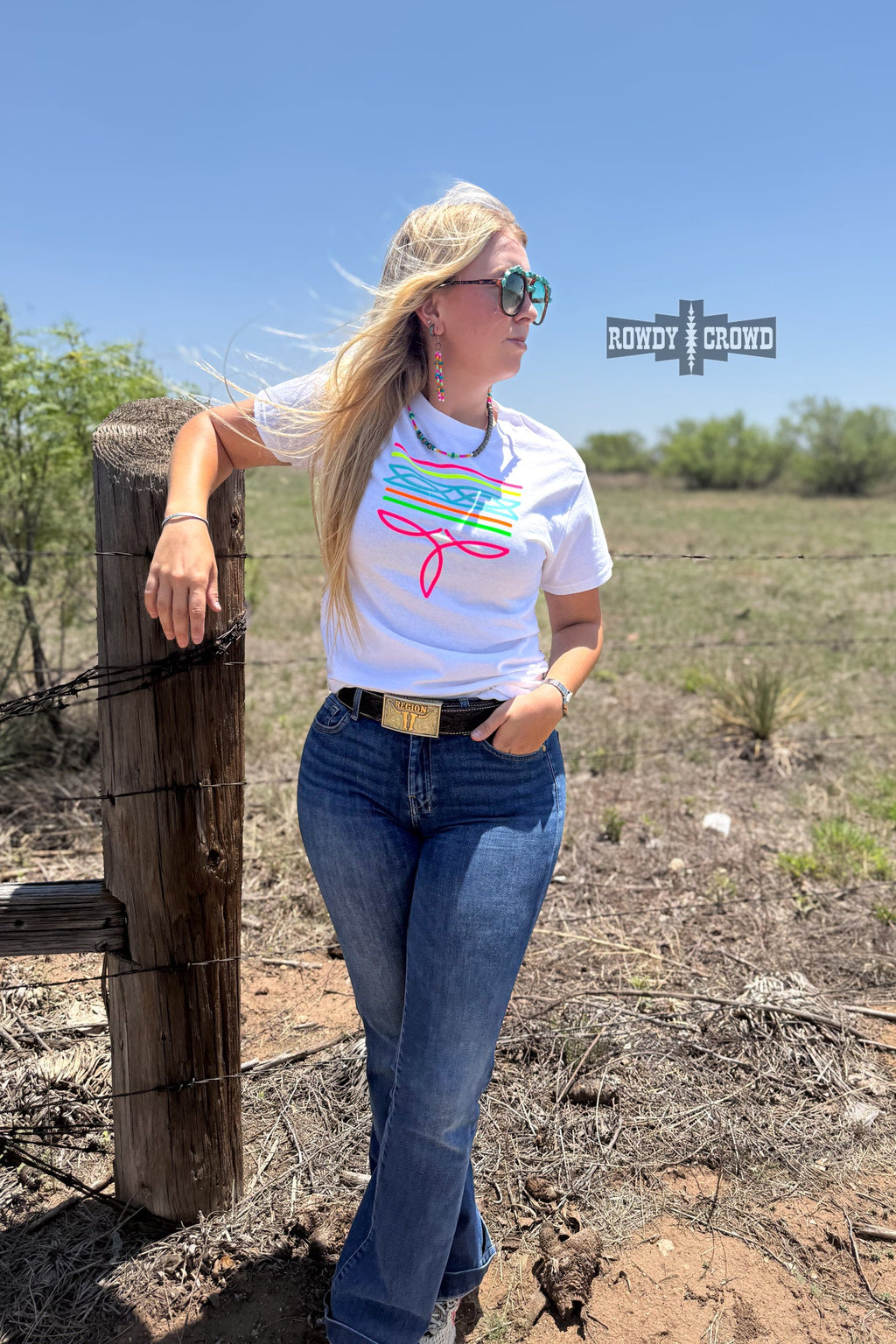 Neon Boot Stitch Tee | White