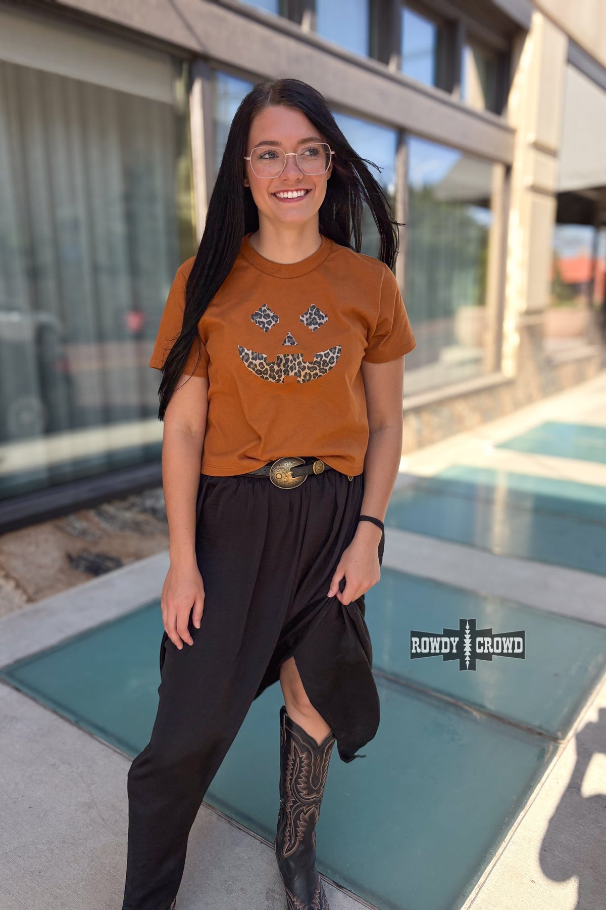 The Howdy Halloween TEE