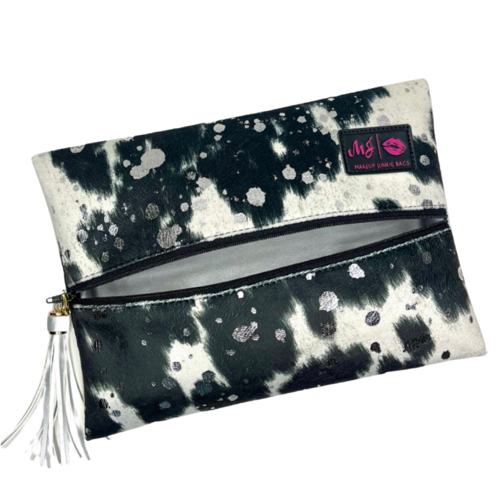 Makeup Junkie | Flat Lay Spill Resistant Bag : Rodeo Queen