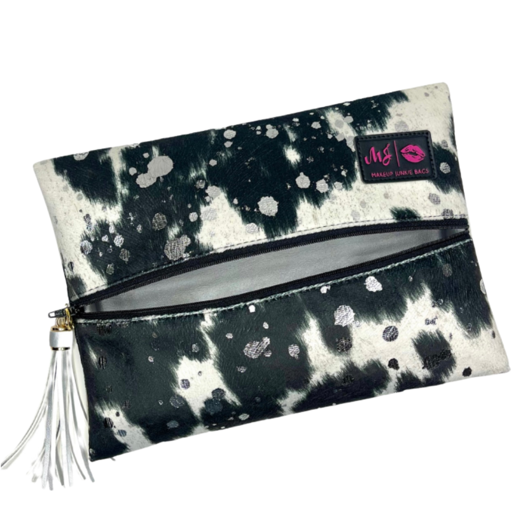 Makeup Junkie | Flat Lay Spill Resistant Bag : Rodeo Queen