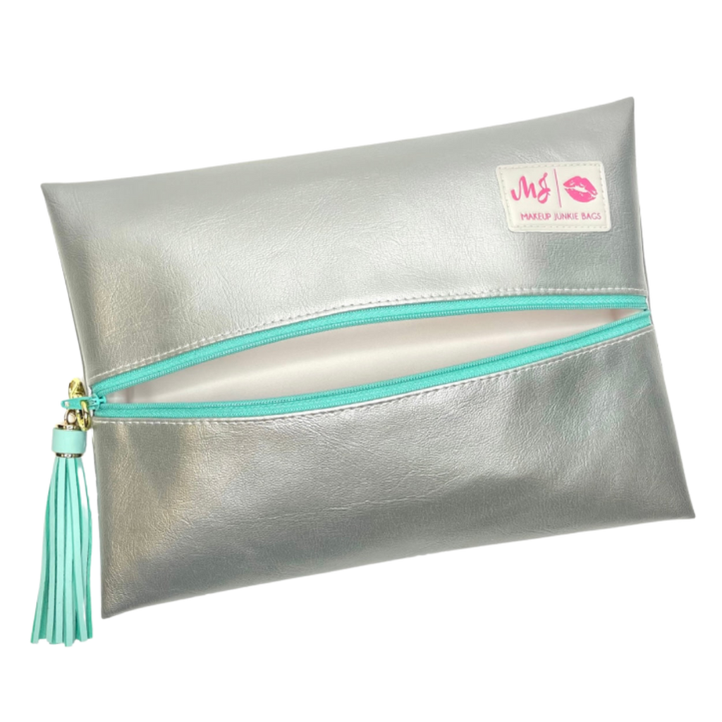 Makeup Junkie | Flat Lay Spill Resistant Bag : Silver Lining - Mint