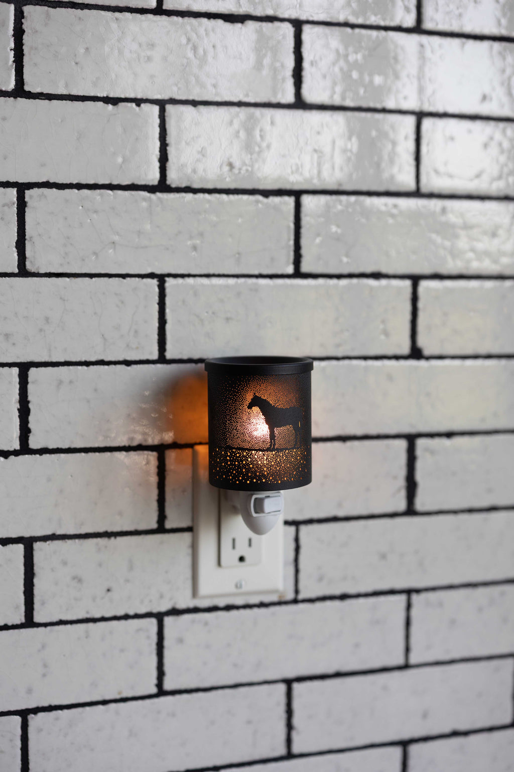 The Grey Horse Wax Warmer