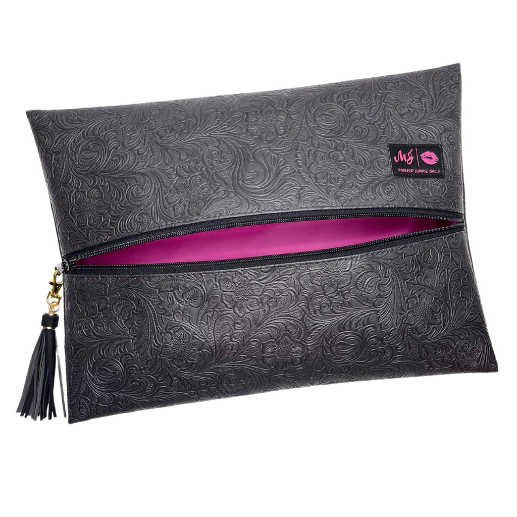 Makeup Junkie| Flat Lay Spill Resistant Bag : Lady