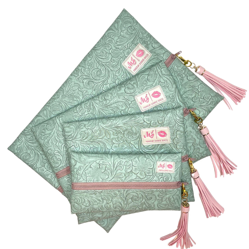 Makeup Junkie | Flat Lay Spill Resistant Bag : Southern Belle