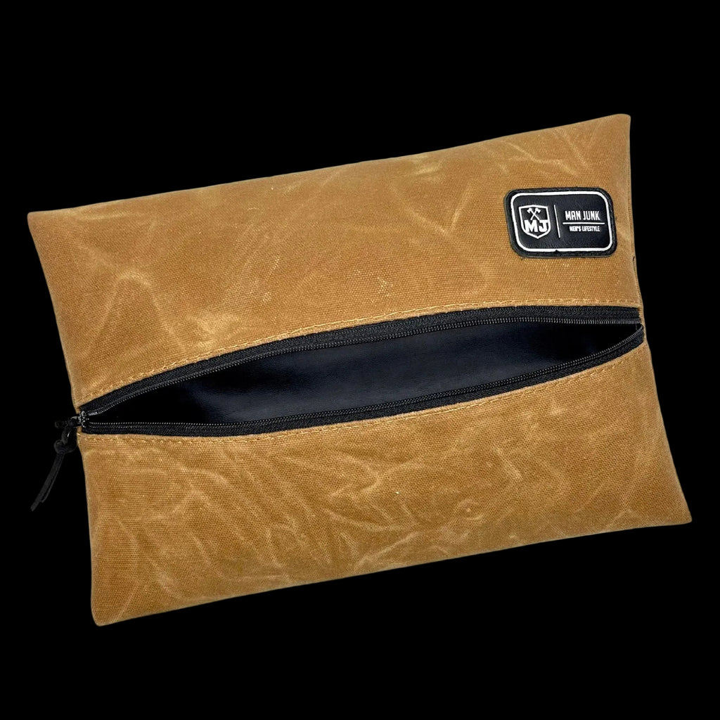 Man Junk By Makeup Junkie | Flat Lay Spill Resistant Bag : The Working Man