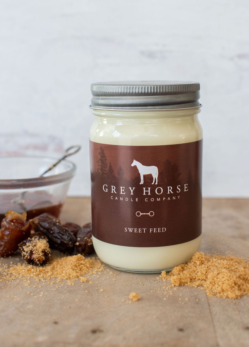 The Sweet Feed Candle