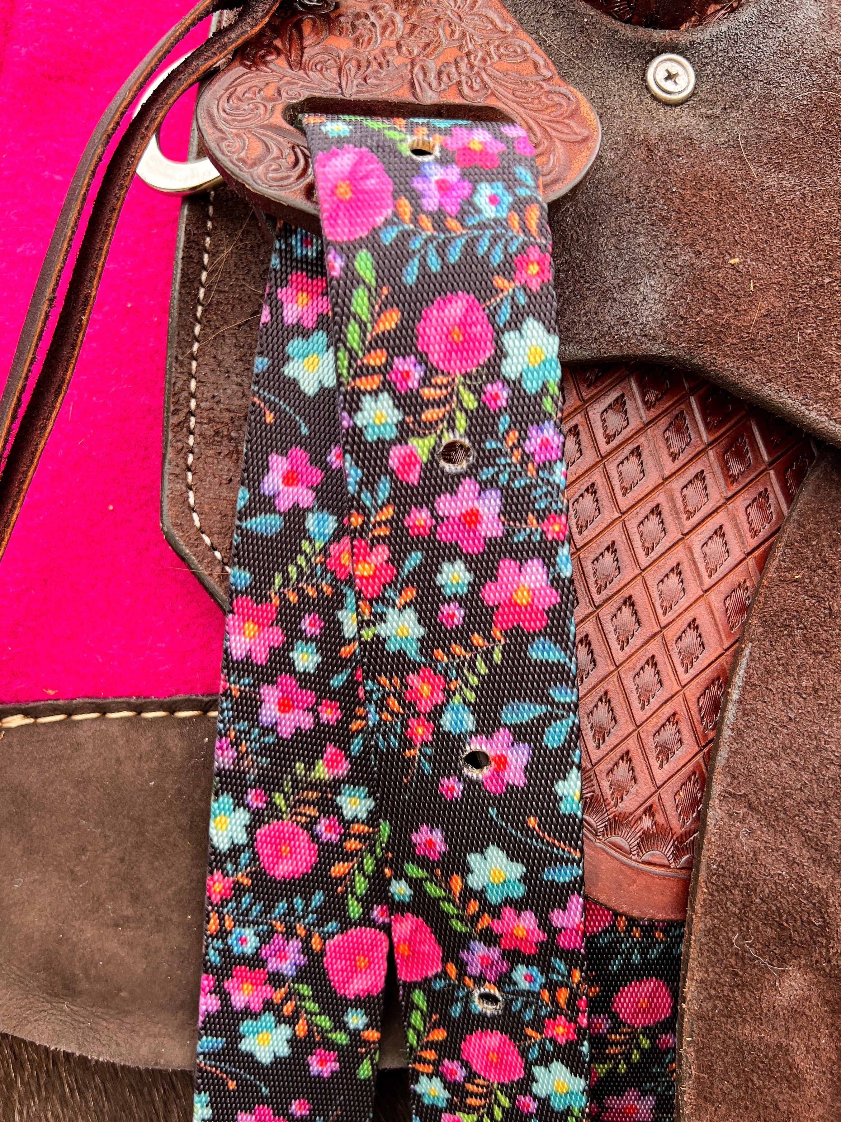 Hustle and Home Fiesta Floral Cinch Strap Set