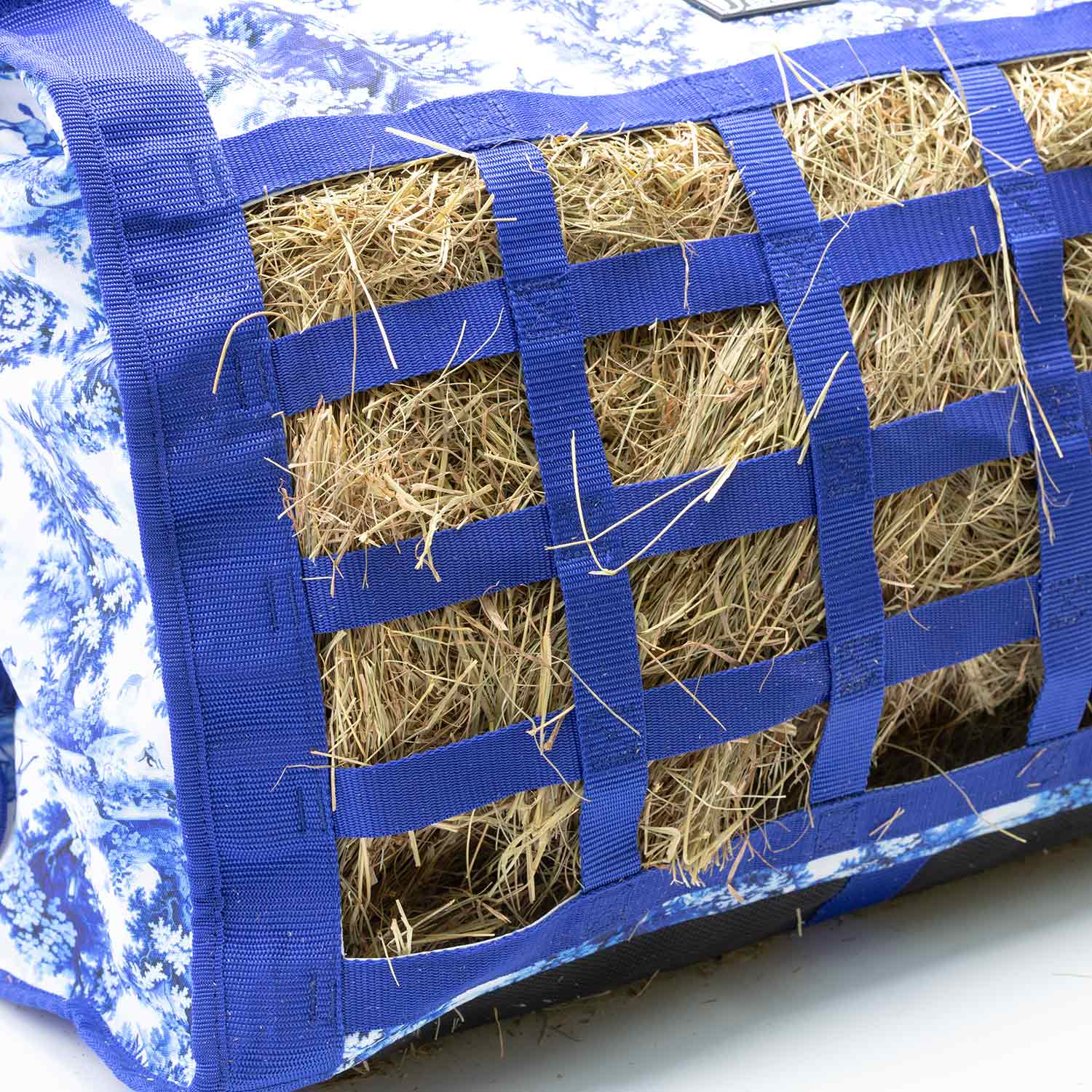 Jeffers Expression Extend-Feed Hay Bag for Horses & Livestock - Pick Your Design!