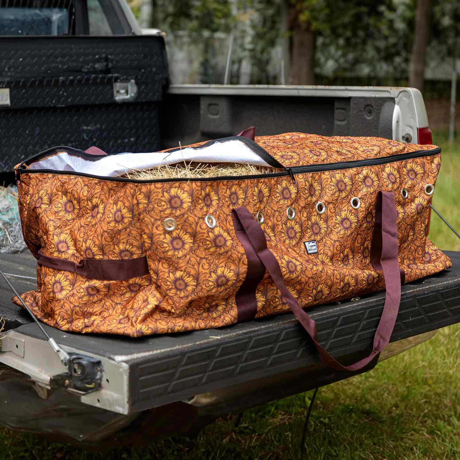 Jeffers Expression Full Hay Bale Tote Bag - Pick Your Design!